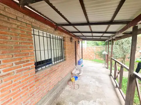 Casa en Venta con 3 cocheras