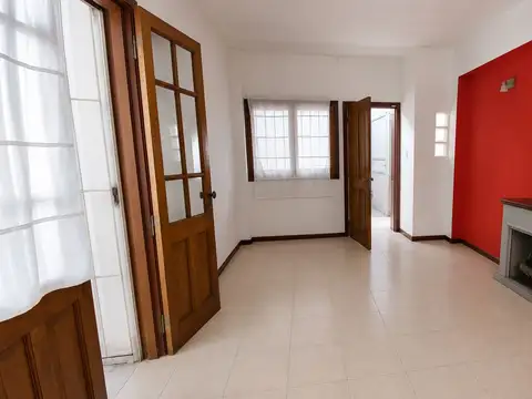 PH de 3 ambientes con amplio Fondo Libre de 140 m²