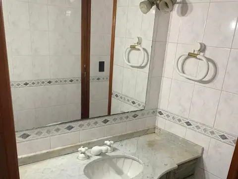 Depto Tipo Casa 4 ambientes con 1 baño