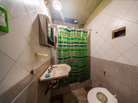 Depto Tipo Casa 4 ambientes con 4 baños