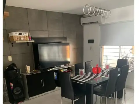 Depto Tipo Casa en Venta de 4 ambientes