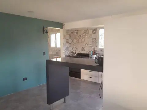 CASA QUINTA CON PILETA Y AMPLIO PARQUE, LA BRAVA