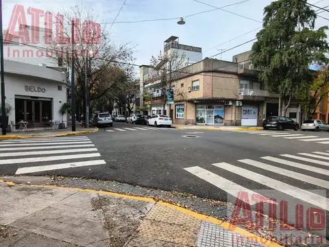 PH Saavedra PB Independiente Uso Profesional Depòsito Oficinas salon