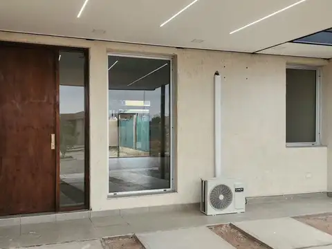 A ESTRENAR  VENTA DUPLEX, Bª SUELOS DE TROPERO