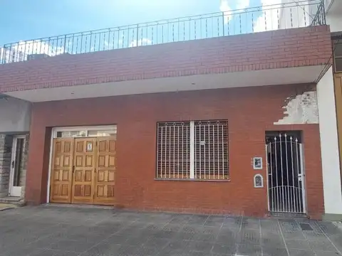 CASA PARA 2 FAMILIAS S/LOTE 8.66 X 49MTS