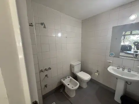 ALQUILER, OFICINA EN PLANTA ALTA, CENTRO