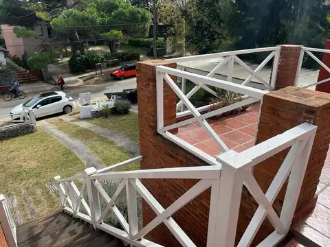Depto Tipo Casa en Venta de 4 ambientes