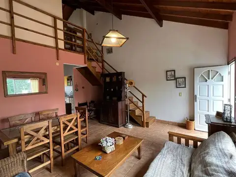 Depto Tipo Casa en Venta con 2 cocheras