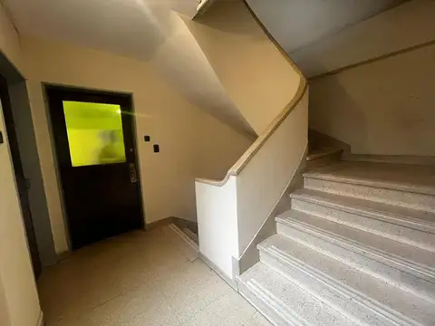 Oficina 2 ambientes con 2 baños