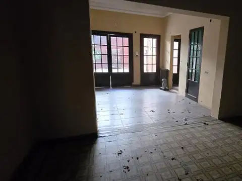 Casa 10 ambientes con 7 baños