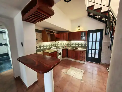 Depto Tipo Casa en Venta 35 años