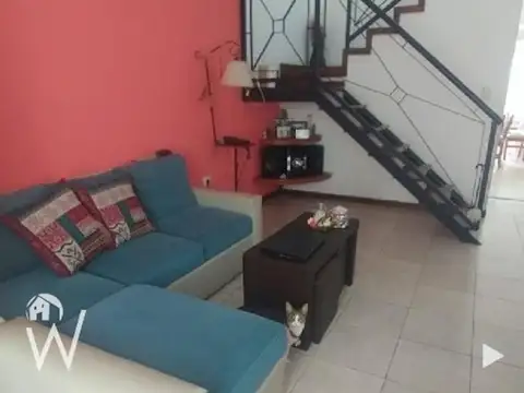 Pavón Y Almafuerte