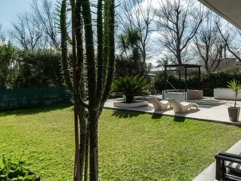 Barrio Privado Sol Paraná, Pueblo Esther 100