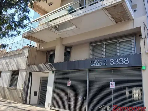 Departamento Mono ambiente APTO PROFESIONAL  c / dos balcones  