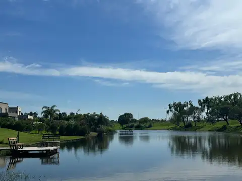 Lote Laguna en Venta - El Cazal