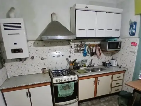 Casa 3 ambientes con 2 baños