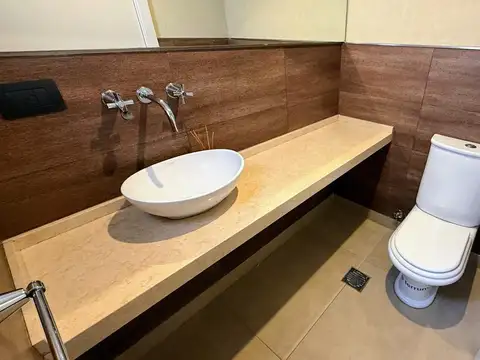Departamento 4 ambientes con 2 baños