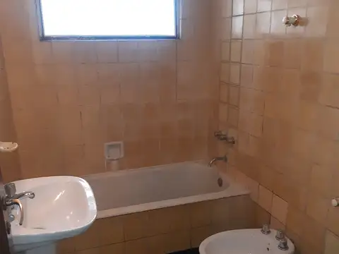 Departamento en Alquiler en Villa Celina, $ 500.000