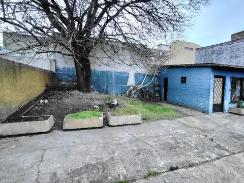 Importante lote en Lanús Oeste. Exc. ubicación.