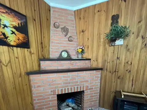 Casa 3 ambientes con 2 baños