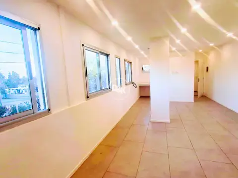 Depto Tipo Casa en Venta de 2 ambientes