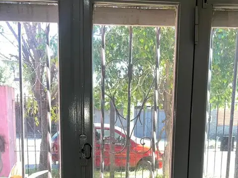 Casa de tres ambientes Monte Chingolo