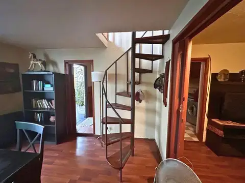 Depto Tipo Casa en Venta 27 años