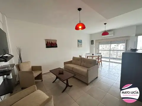 Oficina en Alquiler en Flores, $ 580.000