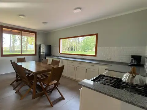 Casa en Venta en San Andrés de Giles, USD 290.000