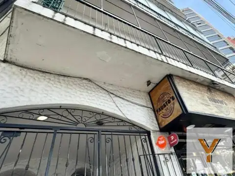 Avenida Del Libertador e/ Presidente Hipolito Yrigoyen y San Martin