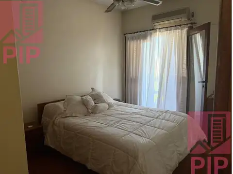 Depto Tipo Casa en Venta 40 años