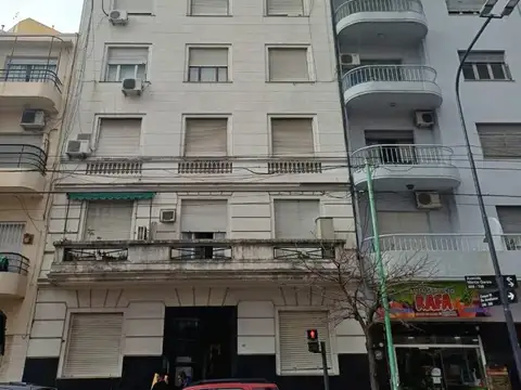 DEPARTAMENTO DE 3 AMBIENTES AL FRENTE