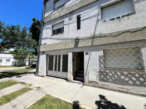 EDIFICIO en esquinta. Ideal INVERSORES