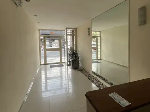 Sanabria 2100, Piso 5