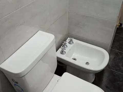 Local en Venta Via Pública