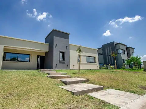 CASA EN VENTA HORIZONTES AL SUR CON FINANCIACION