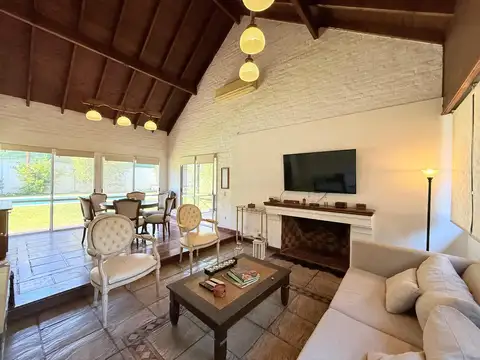 Casa en Venta en Champagnat, USD 220.000