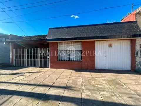Casa 4 ambientes jardin quincho Apta Credito en Parque San Martin