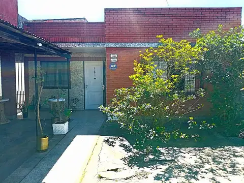 Casa en Venta en Billinghurst, USD 70.000