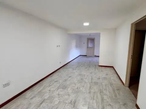 CASA EN VENTA 2 DORMMITORIOS + COMODIN FUNES