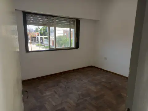 Departamento en Alquiler en Quilmes Oeste, $ 550.000