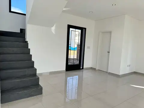 Casa  en Venta en Santa Elena, Pilar del Este, Pilar
