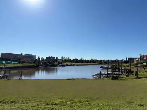Lote en Venta con Salida Al Río 987 m² Naudir Aguas Privadas. Escobar