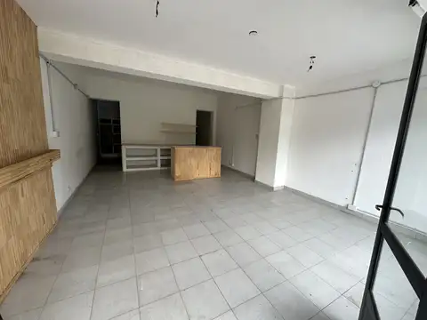 Local en Alquiler en Centro, $ 1.000.000