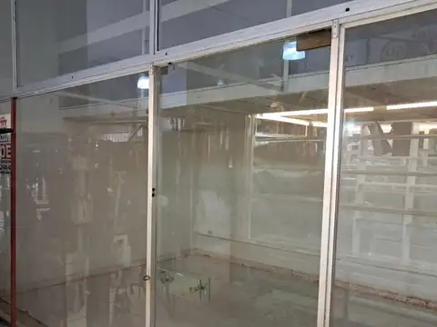 Local en Venta 30 años