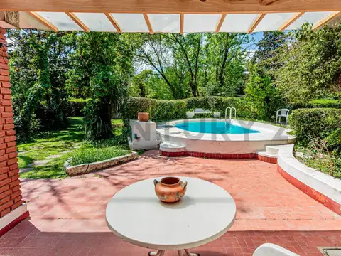 VENTA CASA QUINTA 4 AMB C/PILETA PILAR