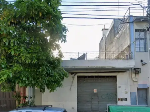 Venta Galpon con Vivienda Oficinas en Villa Crespo Comercial