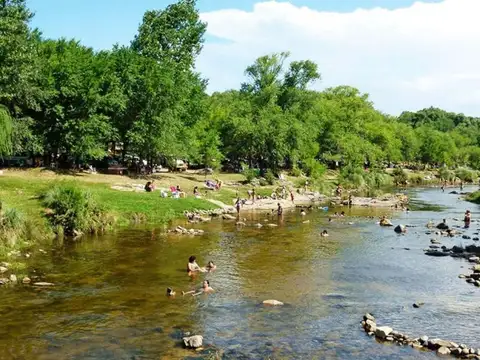 Bernardino Rivadavia al 400