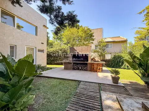 Casa en Venta en Los Pinguinos, USD 1.200.000