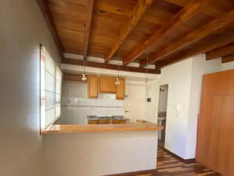 2 Ambientes - Lateral - Balcon - Complejo Tipo Loft - Muy Luminoso